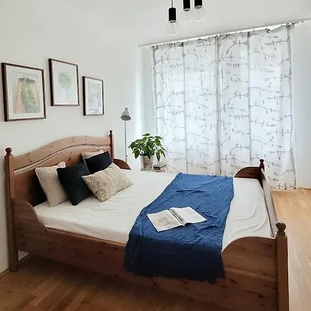 Cozy 2 Room Apartment In The Heart Of Buda * Budapešť