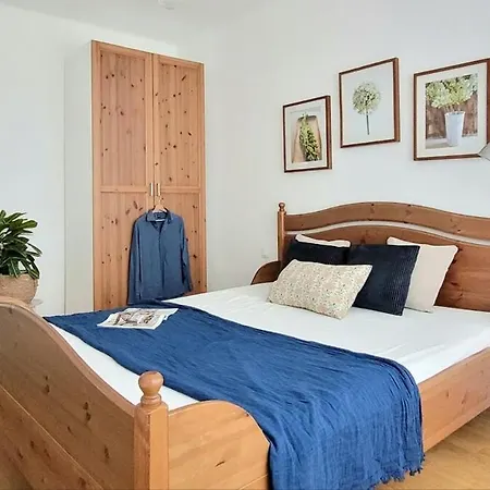 Cozy 2 Room Apartment In The Heart Of Buda